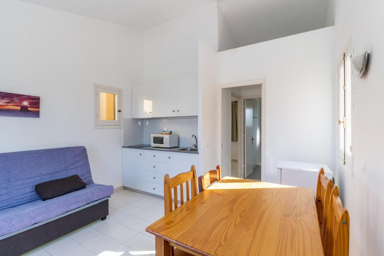 Apartamentos Ses Anneres Cala'N Blanes  ภายนอก รูปภาพ